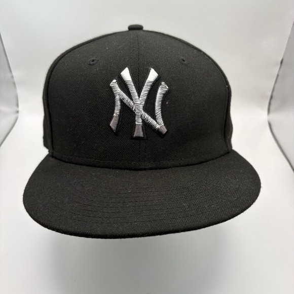 New Era Other - Vintage Style New Era New York Yankees MLB Fitted Hat Black 59FIFTY Size 7 1/4